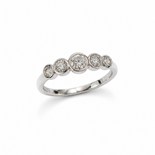 Load image into Gallery viewer, Lab Diamond 0.60 carat 9kt White Gold Ring